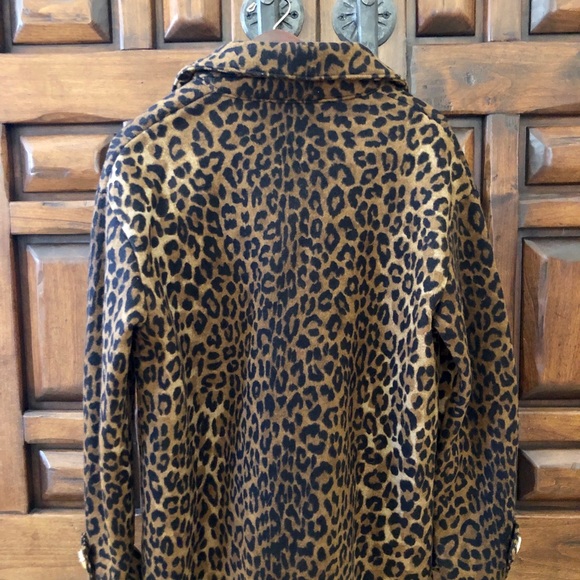 Wool blend animal print coat. Never worn. Large - Picture 3 of 5